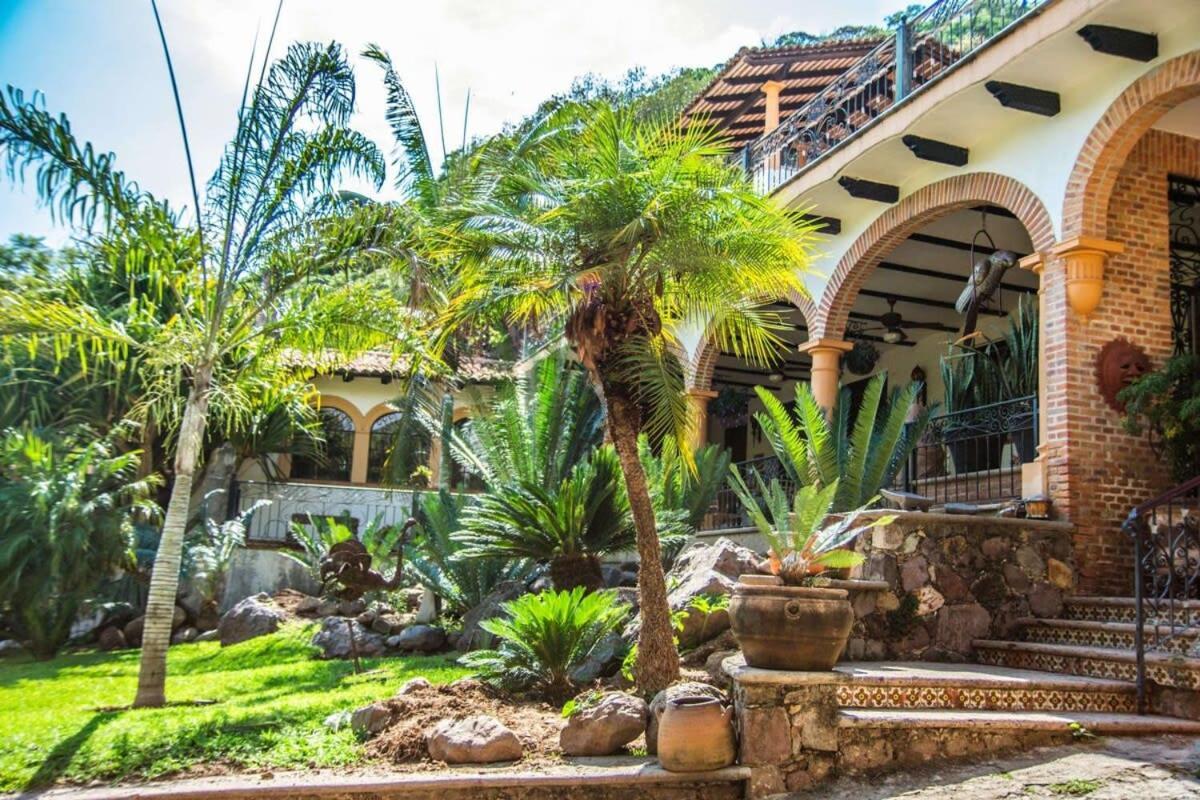 Casa Galeana- Tropical 1-Bd 1-Wc Mountain Top Luxury Suite With Stunning Views Ахихик Экстерьер фото