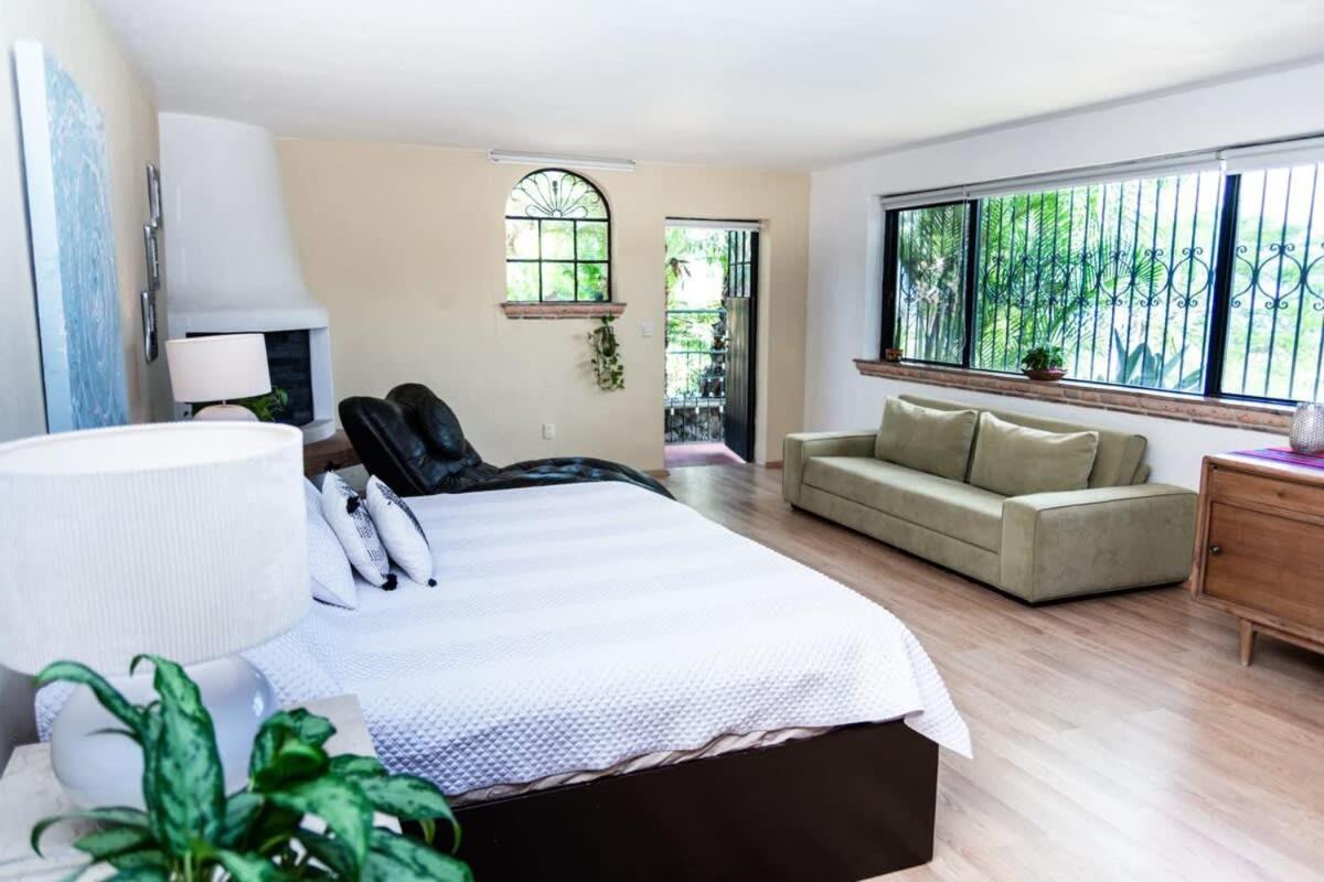 Casa Galeana- Tropical 1-Bd 1-Wc Mountain Top Luxury Suite With Stunning Views Ахихик Экстерьер фото